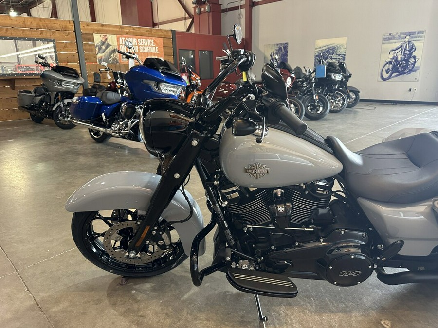2025 Harley-Davidson® Road King™ Special FLHRXS