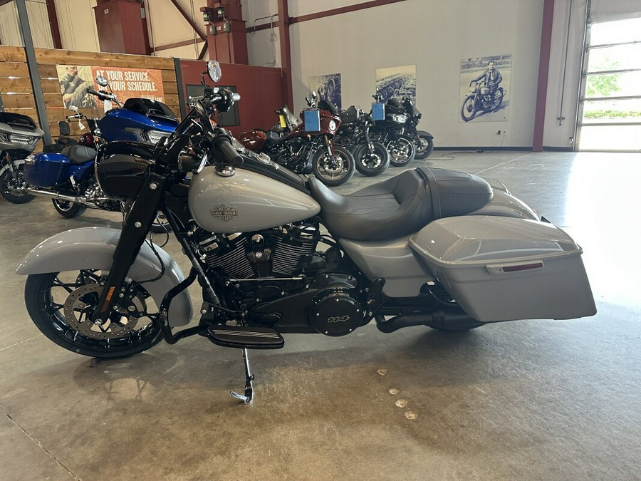 2025 Harley-Davidson® Road King™ Special FLHRXS