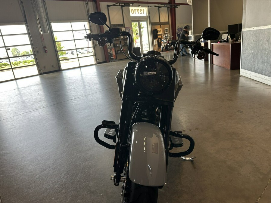 2025 Harley-Davidson® Road King™ Special FLHRXS