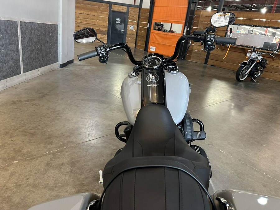 2025 Harley-Davidson® Road King™ Special FLHRXS