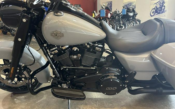 2025 Harley-Davidson® Road King™ Special FLHRXS