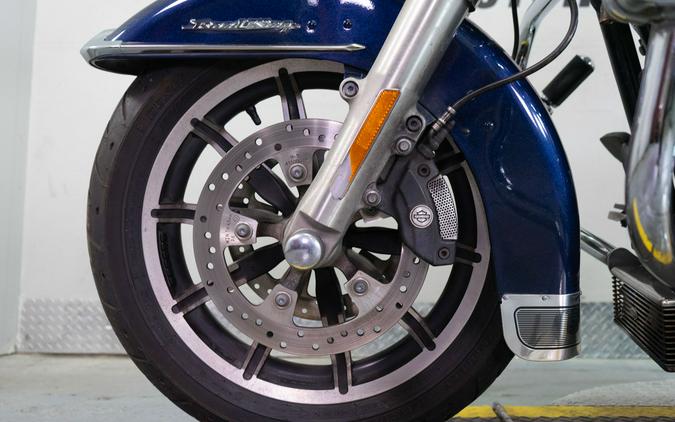 2014 Harley-Davidson Police Road King®