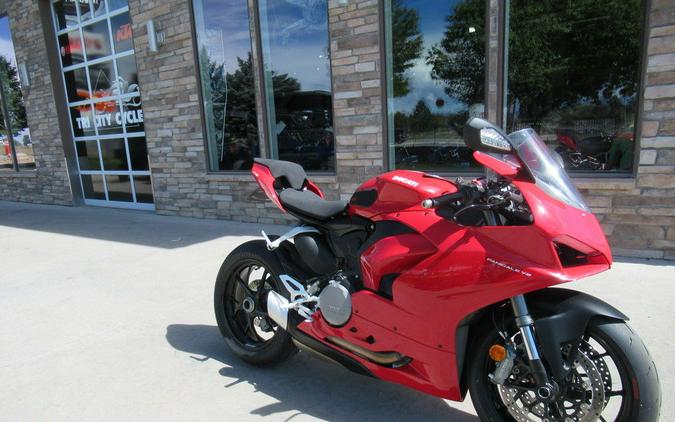 2025 Ducati Panigale V2
