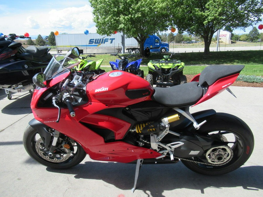 2025 Ducati Panigale V2