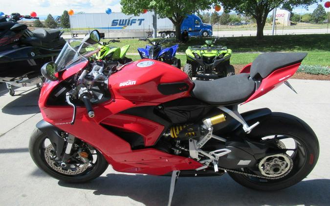 2025 Ducati Panigale V2