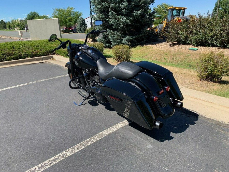 2023 Harley-Davidson Road King Special Vivid Black