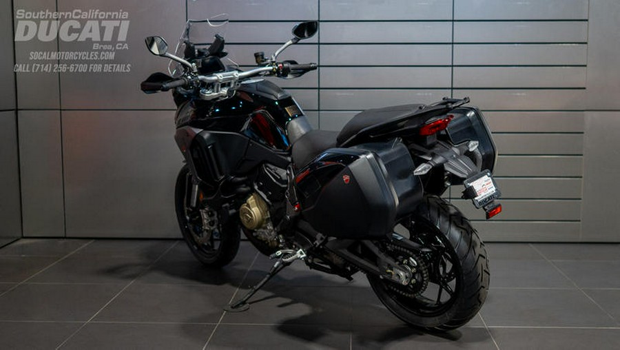 2025 Ducati Multistrada V4S - Thrilling Black