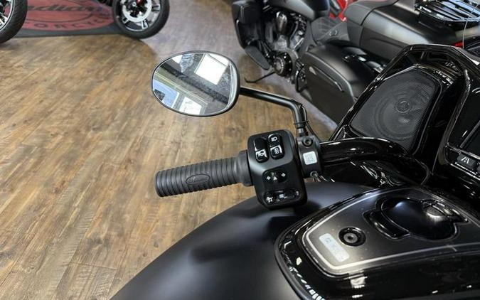 2026 Indian Motorcycle® Challenger® Dark Horse® 112 Black Smoke