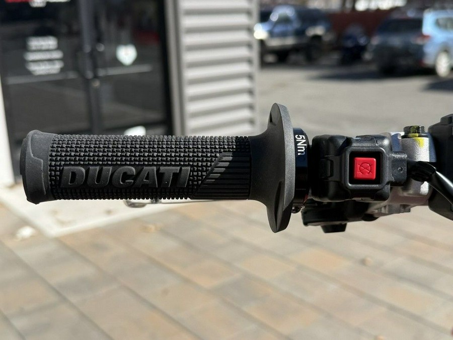 2026 Ducati Desmo450 MX