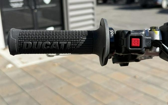 2026 Ducati Desmo450 MX