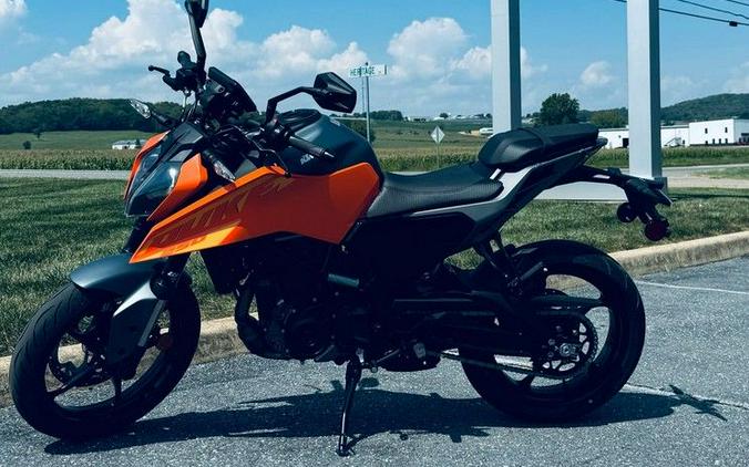 2024 KTM 250 Duke