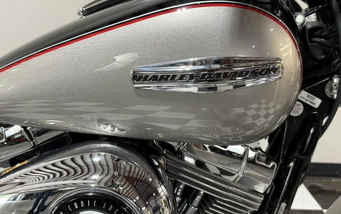 Harley-Davidson® Super Glide® Custom 2009