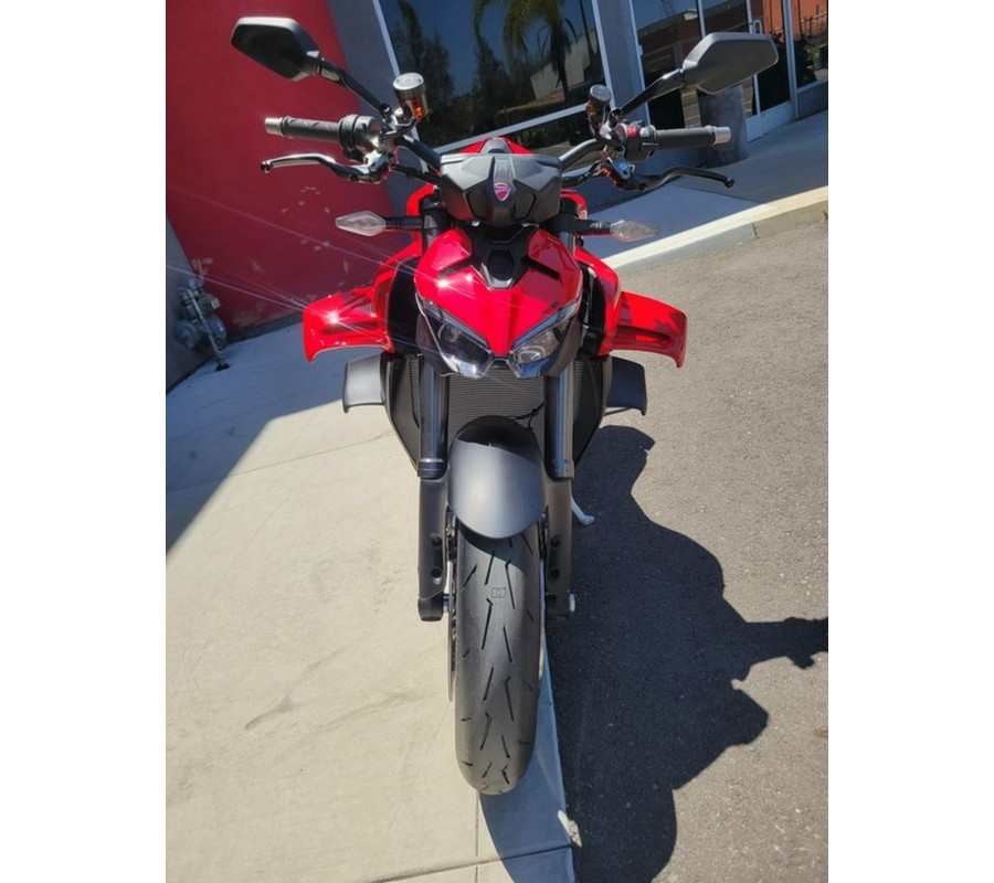 2026 Ducati Streetfighter V4