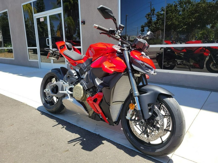 2026 Ducati Streetfighter V4