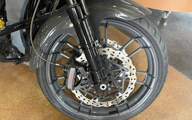 2018 Harley-Davidson® FLTRXSE - CVO™ Road Glide®