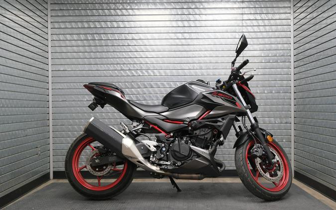 2025 KAWASAKI Z500 SE ABS
