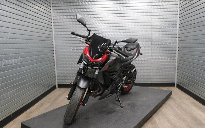 2025 KAWASAKI Z500 SE ABS