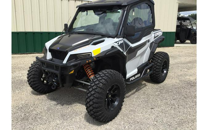2022 GENERAL XP 1000 Deluxe Matte Ghost White Metallic - Polaris
