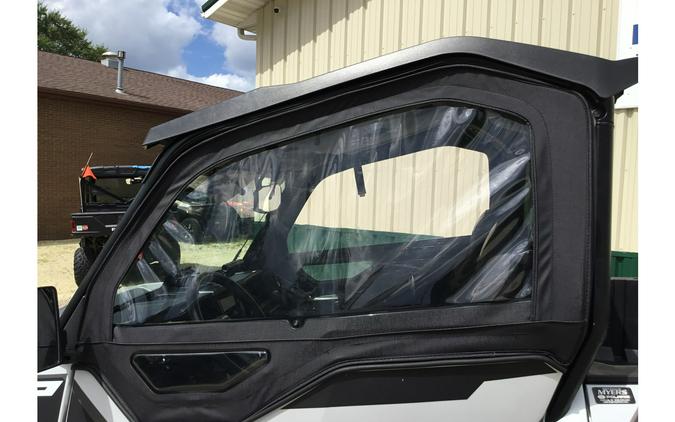 2022 GENERAL XP 1000 Deluxe Matte Ghost White Metallic - Polaris