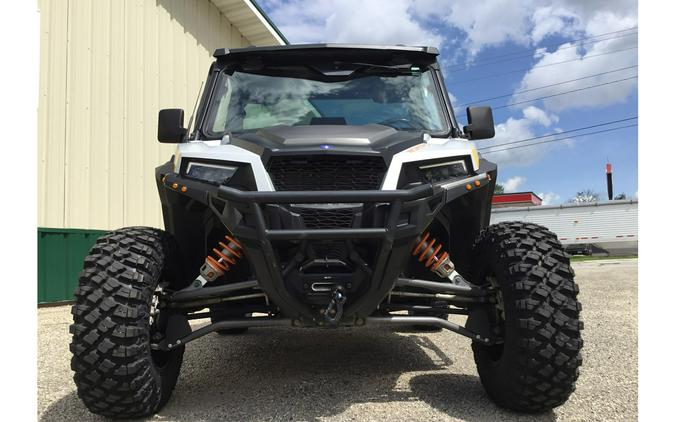 2022 GENERAL XP 1000 Deluxe Matte Ghost White Metallic - Polaris