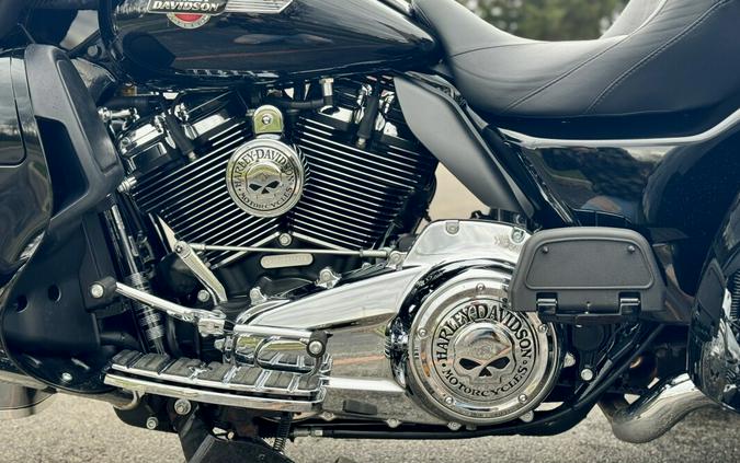 2022 Harley-Davidson Tri Glide Ultra Black