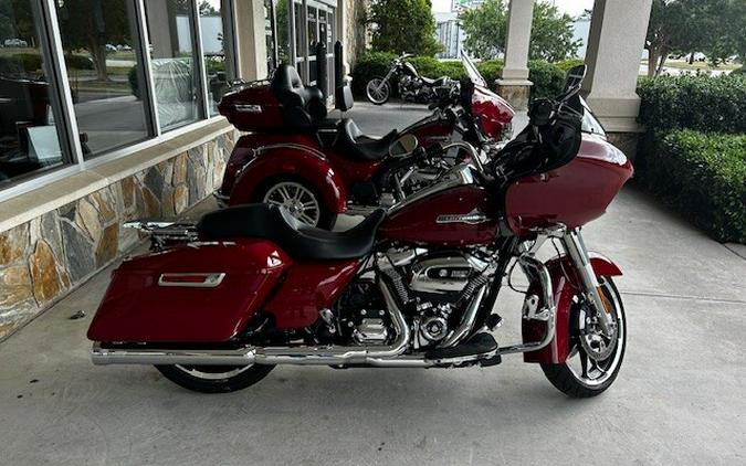 2021 Harley-Davidson Road Glide Billiard Red