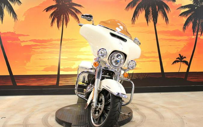 2023 Harley-Davidson® FLHTP