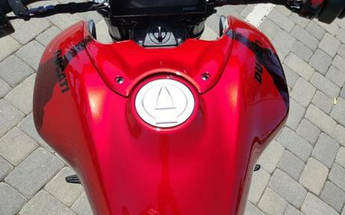 2026 Ducati XDiavel V4 Burning Red
