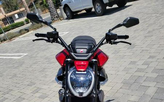 2026 Ducati XDiavel V4 Burning Red