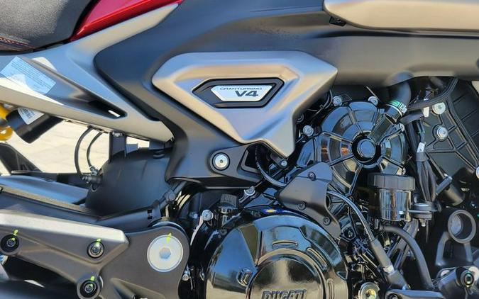 2026 Ducati XDiavel V4 Burning Red