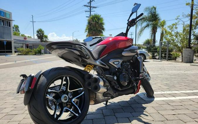 2026 Ducati XDiavel V4 Burning Red