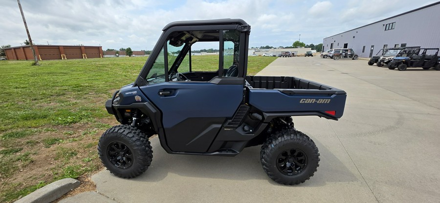 2026 Can-Am Defender XT CAB HD11