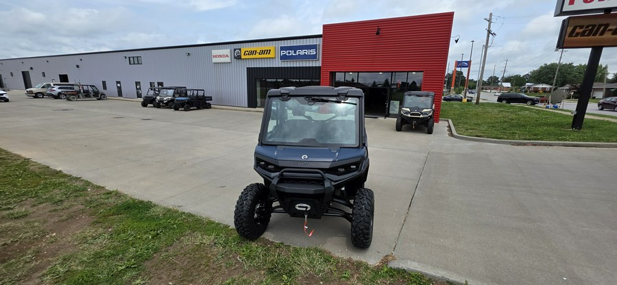 2026 Can-Am Defender XT CAB HD11