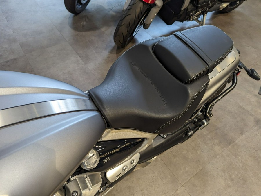 2023 Triumph Rocket 3 R