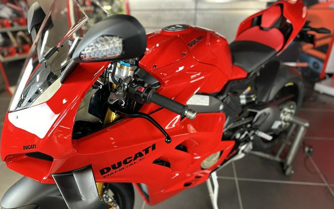 2024 Ducati PANIGALE V4 S