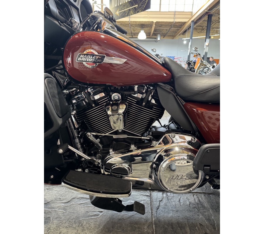 FLHTCUTG 2024 Tri Glide Ultra