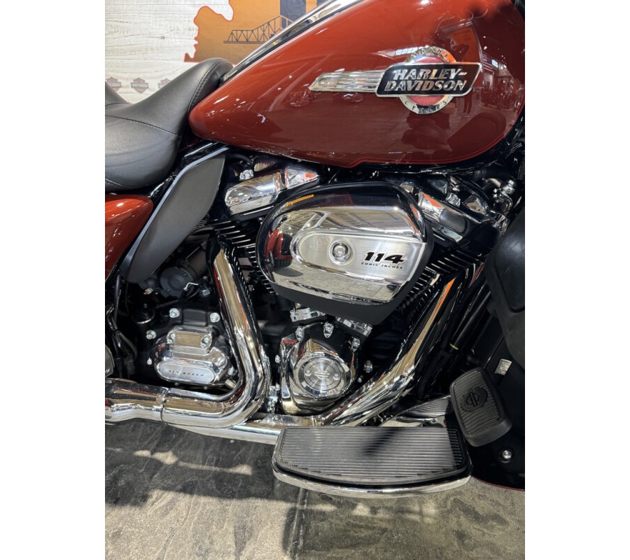 FLHTCUTG 2024 Tri Glide Ultra