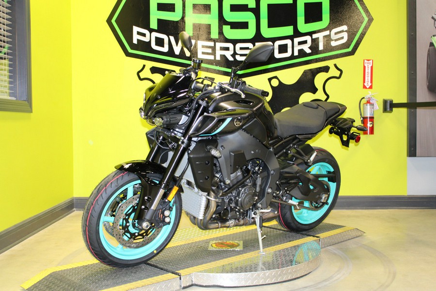 2024 Yamaha MT-10 / MT10RGY