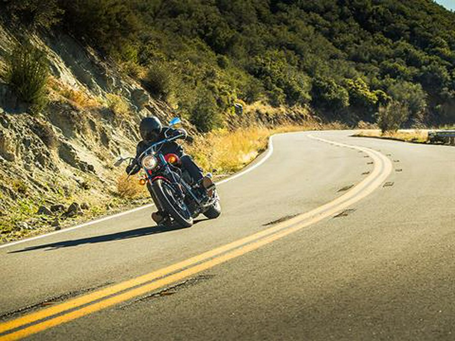 2025 Kawasaki Vulcan 900 Custom