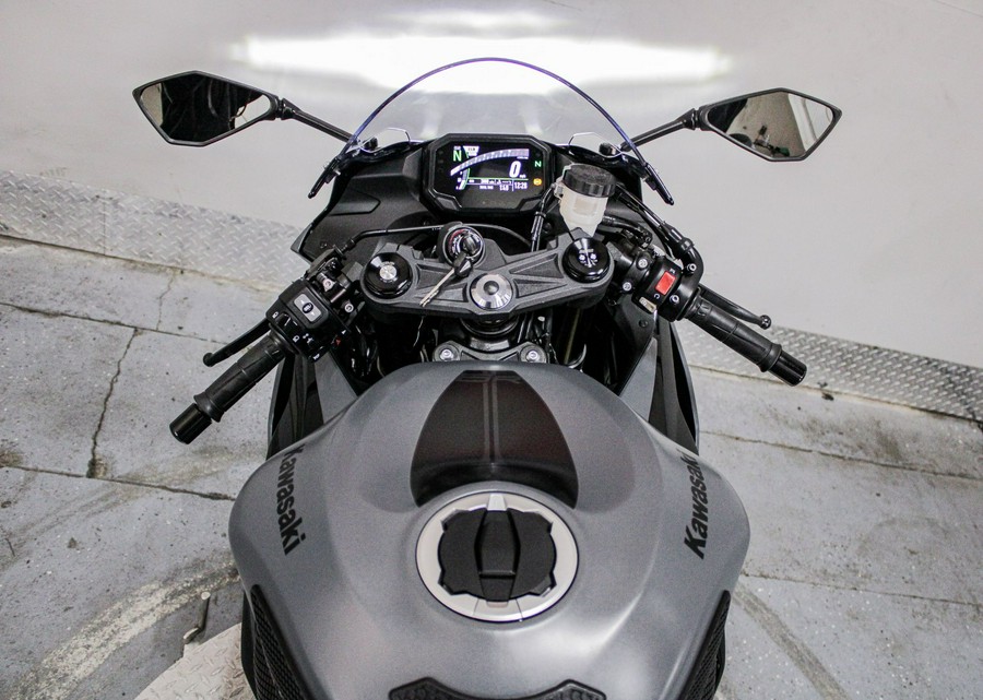 2025 Kawasaki Ninja ZX-6R ABS