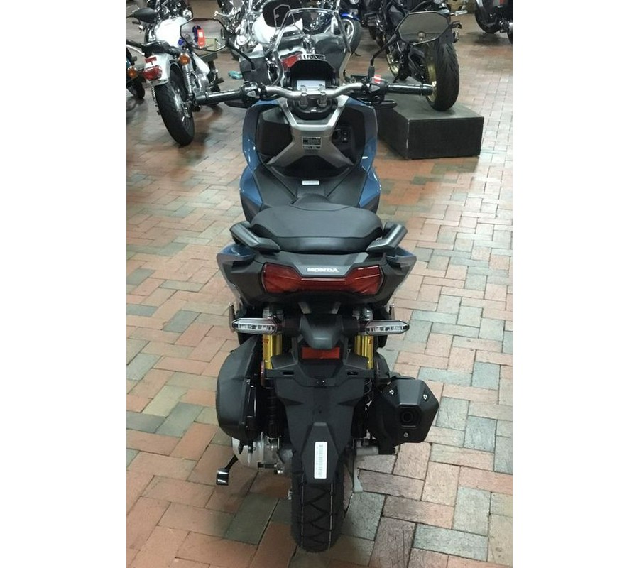 2025 Honda® ADV160