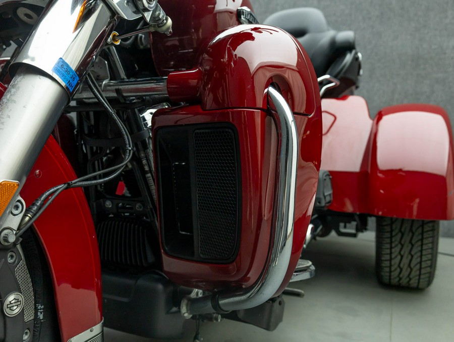 2021 HARLEY DAVIDSON FLHTCUTG TRI GLIDE ULTRA CLASSIC TRIKE W/ABS