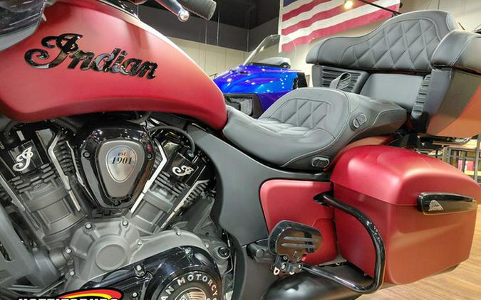 2025 Indian Roadmaster PowerPlus Dark Horse Sunset Red Smoke