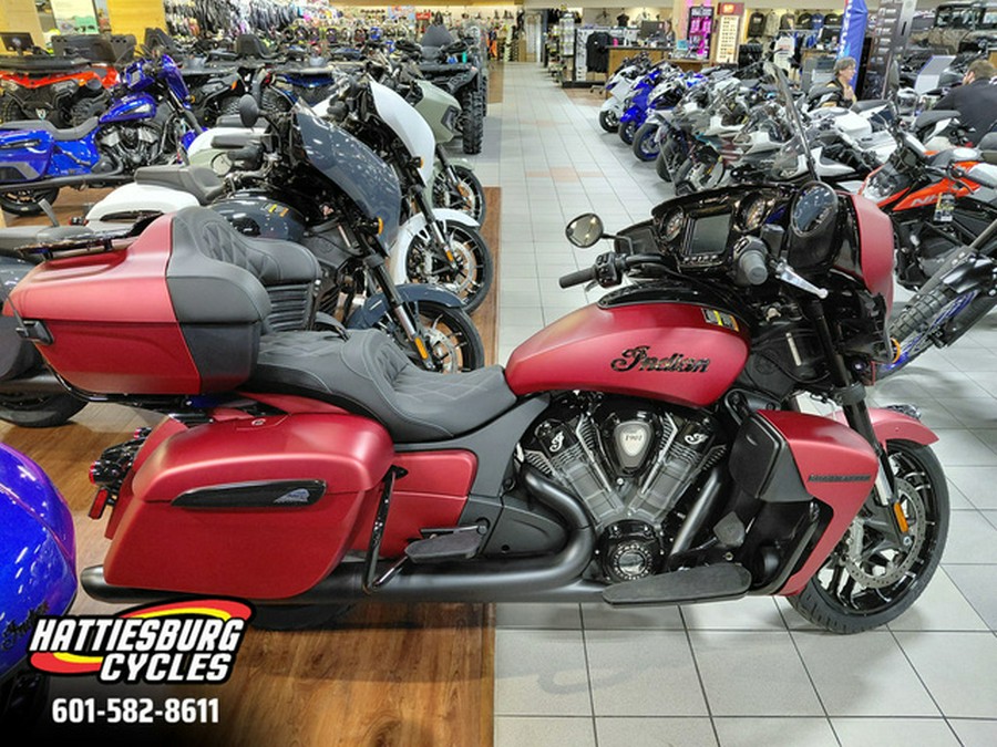 2025 Indian Roadmaster PowerPlus Dark Horse Sunset Red Smoke