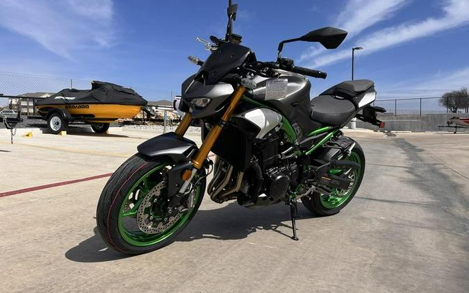 2026 Kawasaki Z900 SE ABS