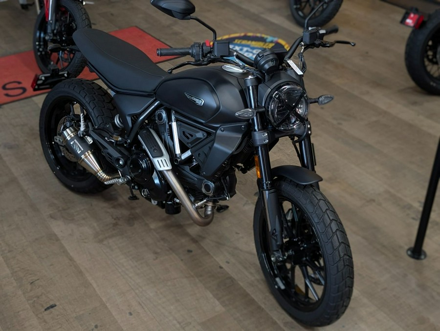 2025 Ducati Scrambler Icon Dark