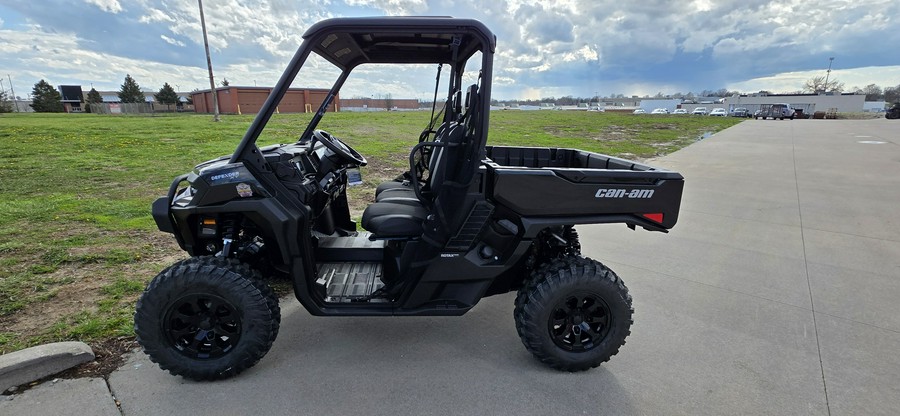 2026 Can-Am Defender XT HD11 with 10.25 in. touchscreen display