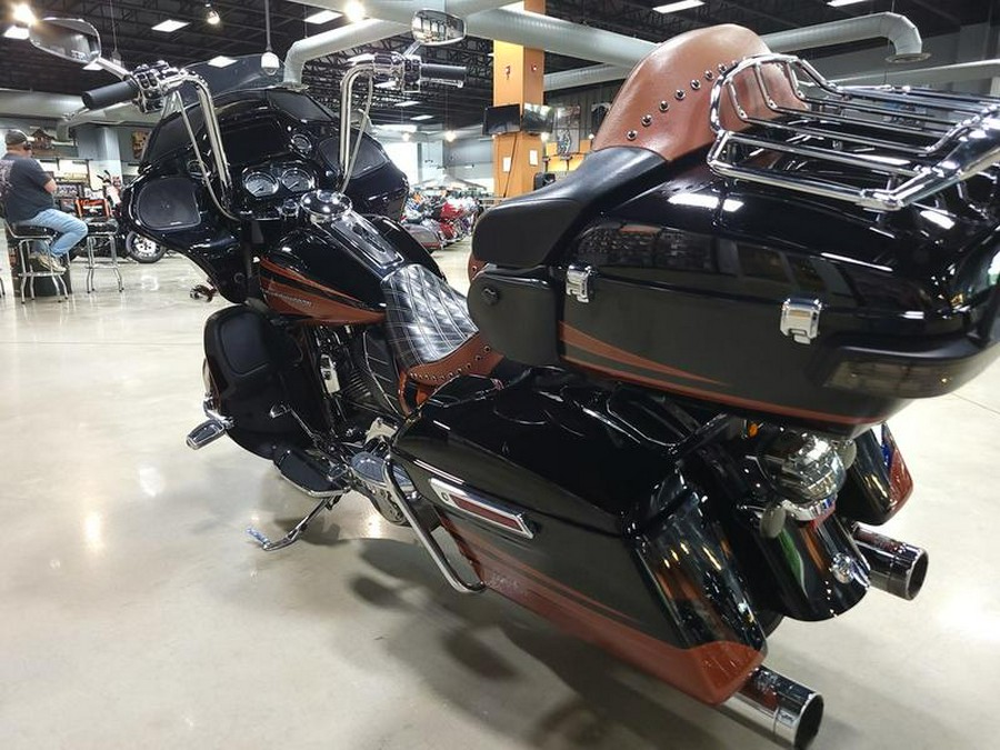 2015 Harley-Davidson® FLTRUSE - CVO™ Road Glide® Ultra