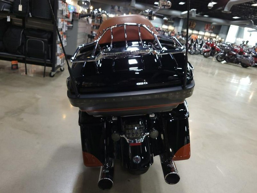 2015 Harley-Davidson® FLTRUSE - CVO™ Road Glide® Ultra