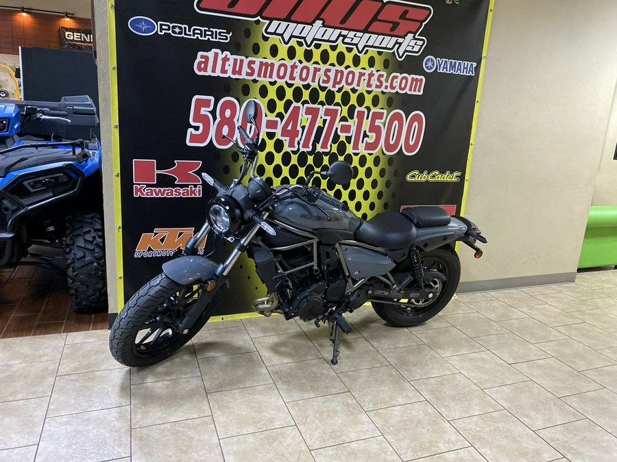 2024 Kawasaki Eliminator® Pearl Storm Gray